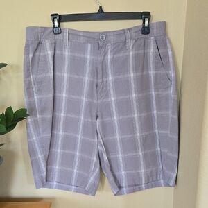 Apt. 9 Gray and White Flat Front Shorts